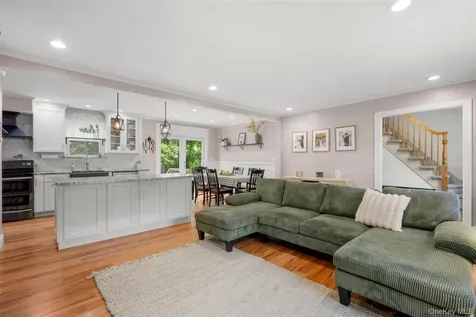 30 Orchard Park Poughkeepsie NY 12603