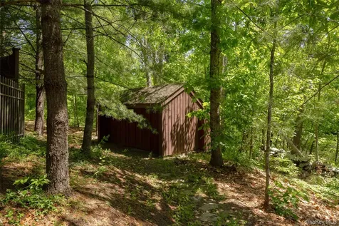 44 Eleanor Drive Salt Point NY 12578