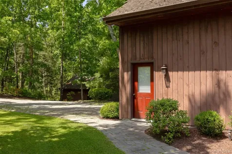 44 Eleanor Drive Salt Point NY 12578