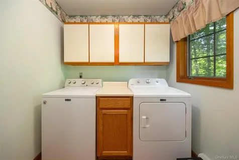 44 Eleanor Drive Salt Point NY 12578