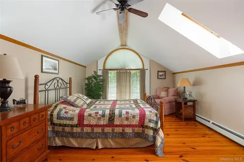 44 Eleanor Drive Salt Point NY 12578
