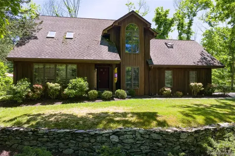 44 Eleanor Drive Salt Point NY 12578