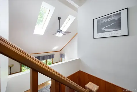 44 Eleanor Drive Salt Point NY 12578