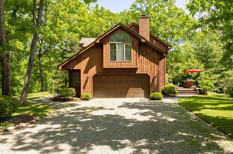 44 Eleanor Drive Salt Point NY 12578