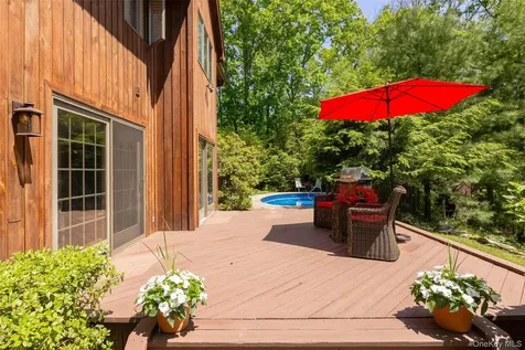 44 Eleanor Drive Salt Point NY 12578