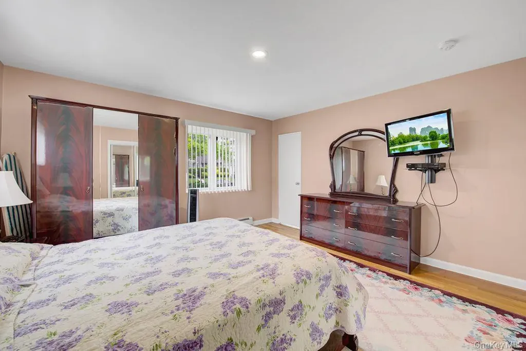 1662 Sherbourne Road Valley Stream NY 11580