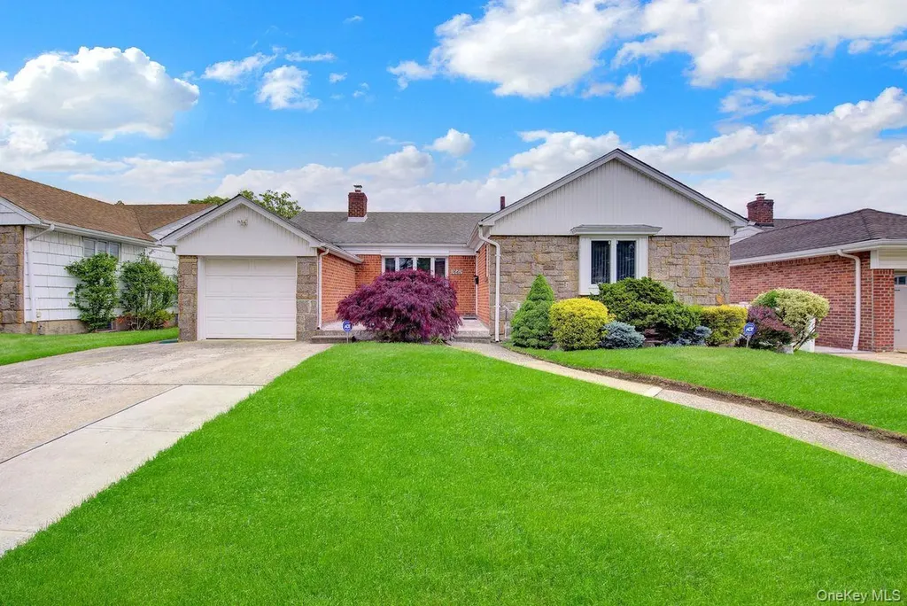 1662 Sherbourne Road Valley Stream NY 11580