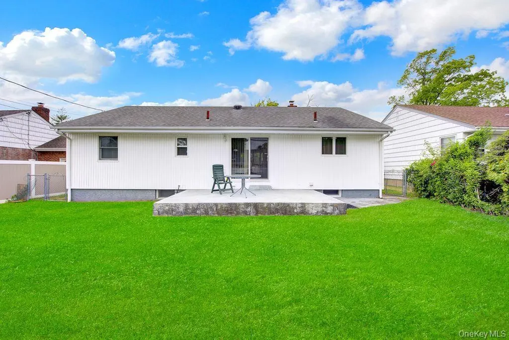1662 Sherbourne Road Valley Stream NY 11580