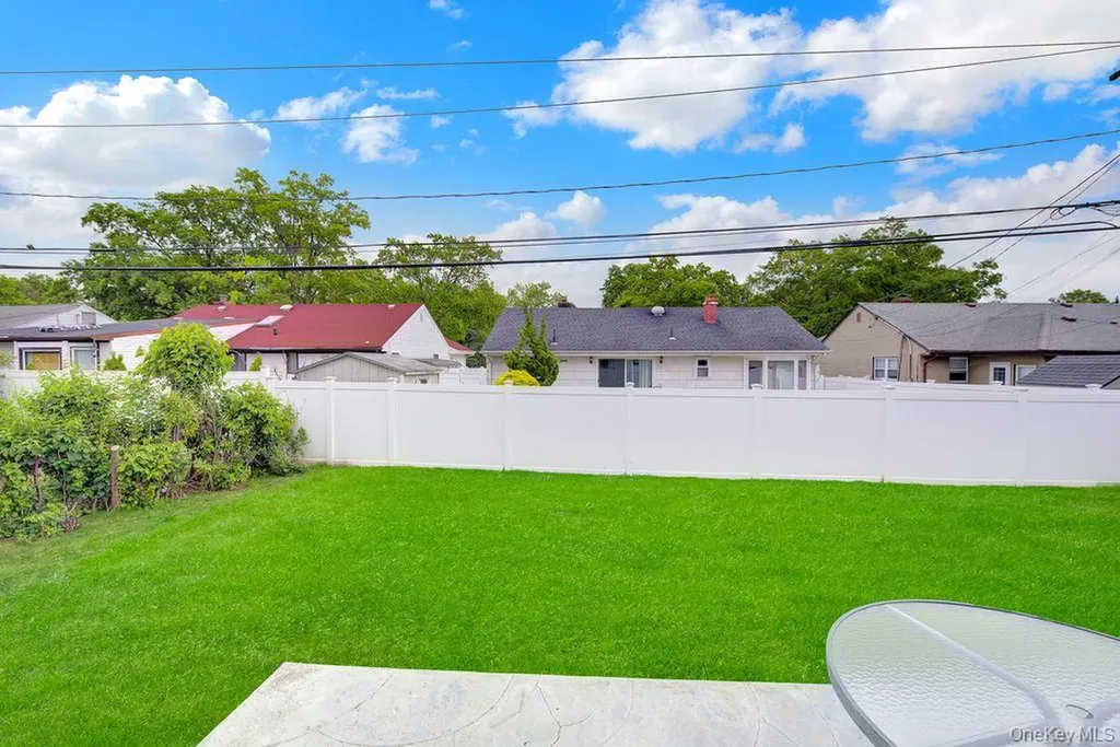 1662 Sherbourne Road Valley Stream NY 11580