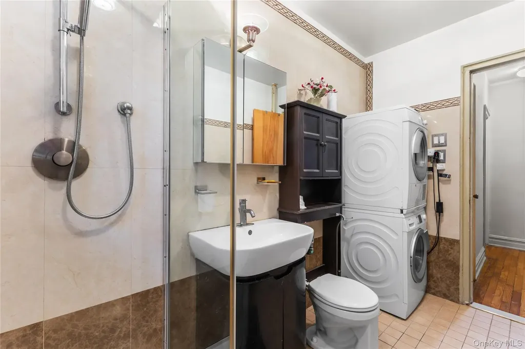 100 P Avenue Brooklyn NY 11204