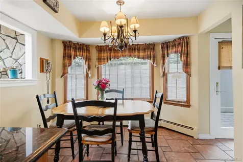 11 Edison Drive Huntington Station NY 11746