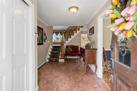 11 Edison Drive Huntington Station NY 11746