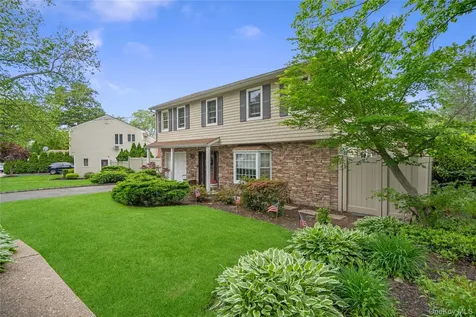 11 Edison Drive Huntington Station NY 11746