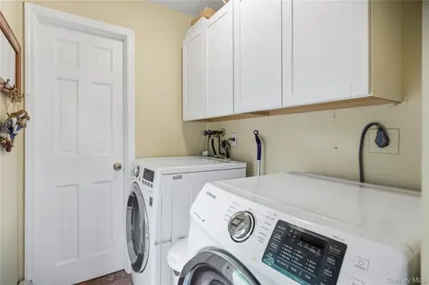 11 Edison Drive Huntington Station NY 11746