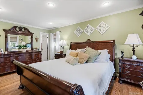 11 Edison Drive Huntington Station NY 11746