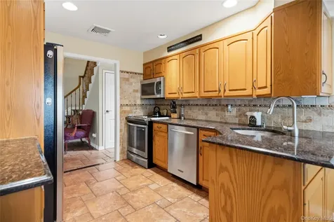 11 Edison Drive Huntington Station NY 11746
