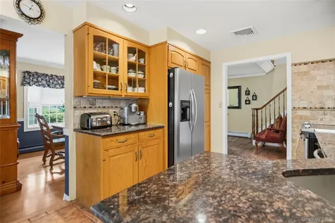 11 Edison Drive Huntington Station NY 11746