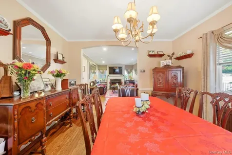 51 Cumberland Drive Yonkers NY 10704