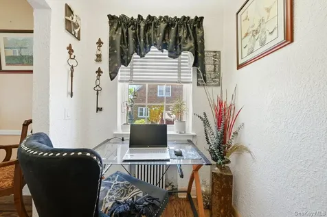 51 Cumberland Drive Yonkers NY 10704