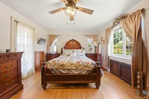 51 Cumberland Drive Yonkers NY 10704