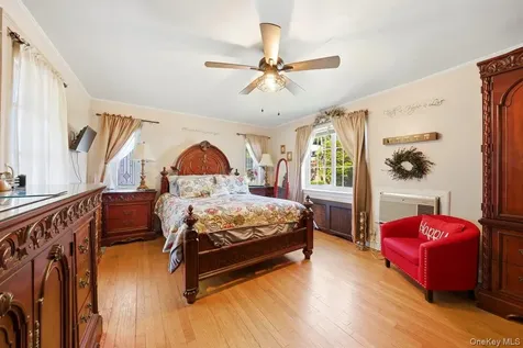 51 Cumberland Drive Yonkers NY 10704