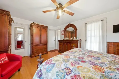 51 Cumberland Drive Yonkers NY 10704