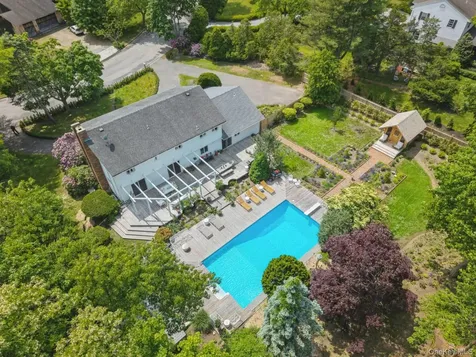 3 Mooring Drive Bellport NY 11713
