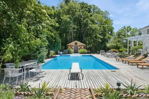 3 Mooring Drive Bellport NY 11713