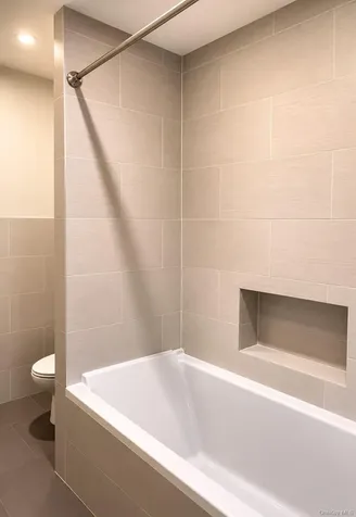 2122 45th Avenue Long Island City NY 11101