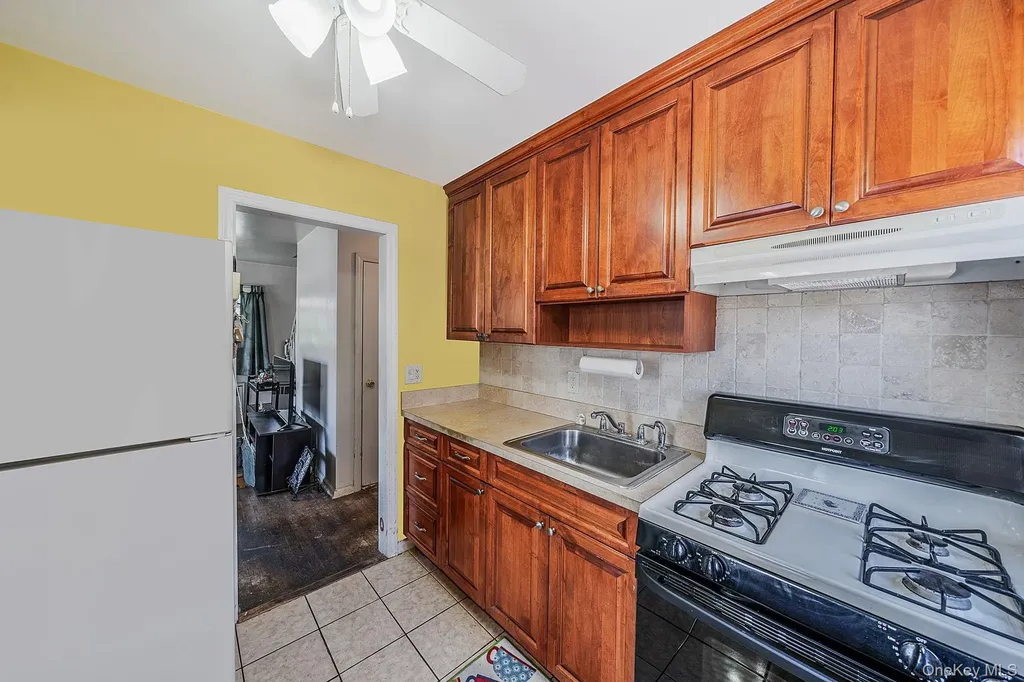 124 Washington Avenue Valley Stream NY 11580