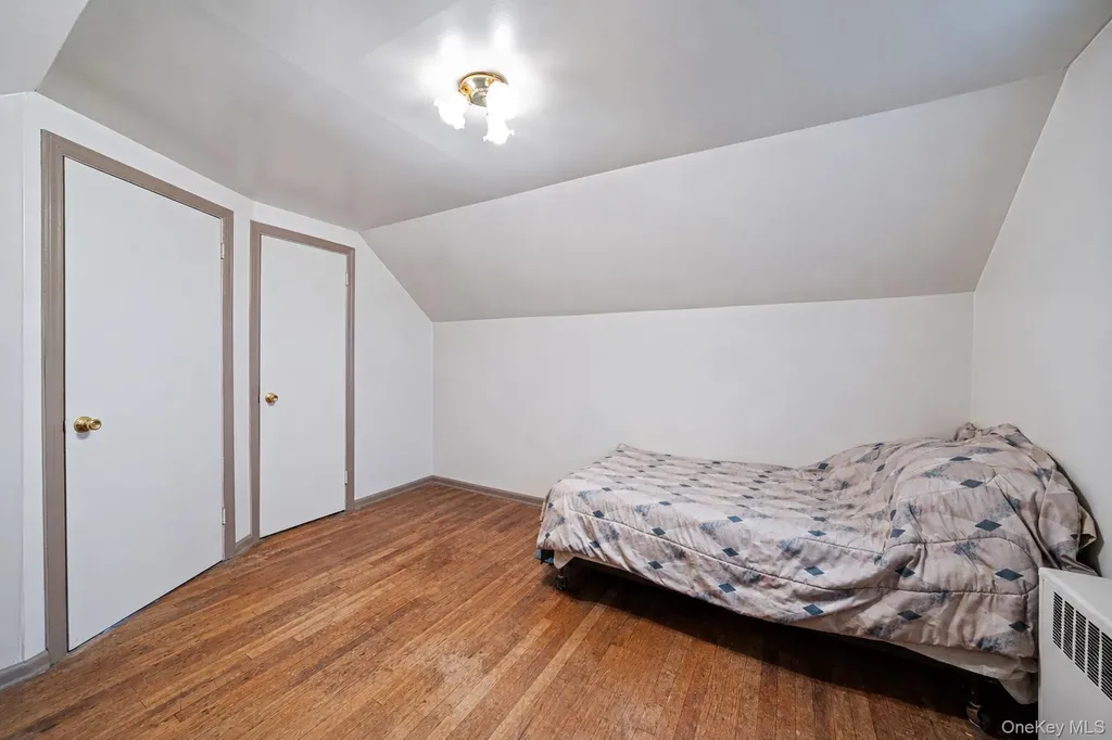 124 Washington Avenue Valley Stream NY 11580