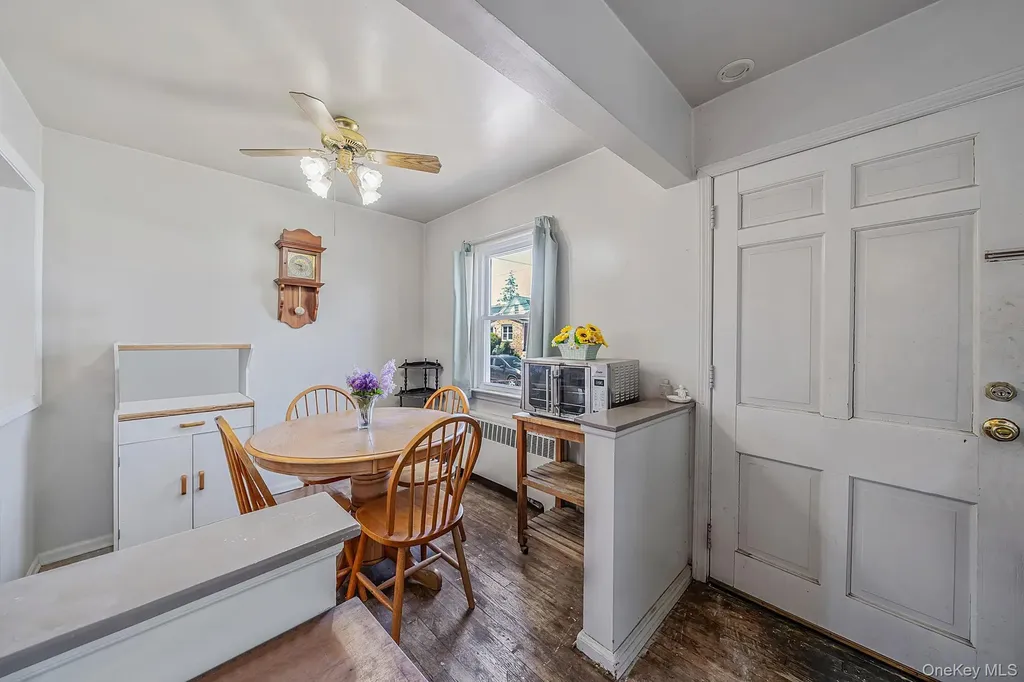 124 Washington Avenue Valley Stream NY 11580