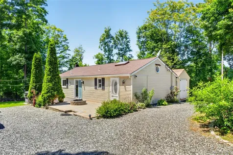 68 Mulford Avenue Staatsburg NY 12580