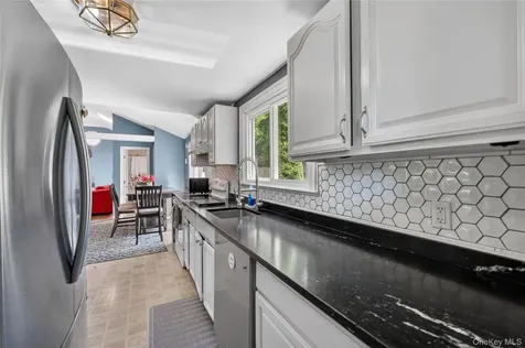 68 Mulford Avenue Staatsburg NY 12580
