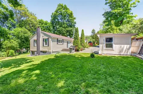 68 Mulford Avenue Staatsburg NY 12580