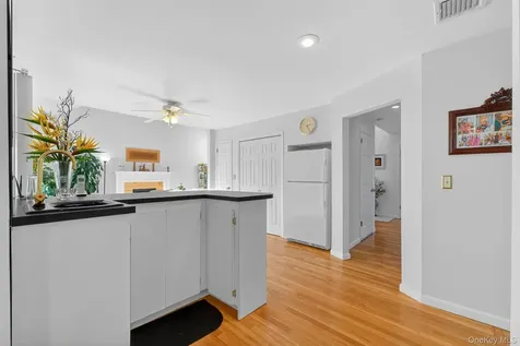 33 Maple Moor Lane Cortlandt Manor NY 10567