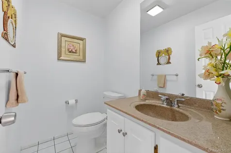 33 Maple Moor Lane Cortlandt Manor NY 10567