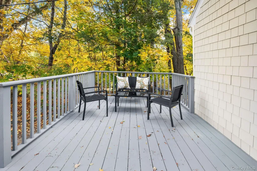 27 Winding Lane Bedford Hills NY 10507