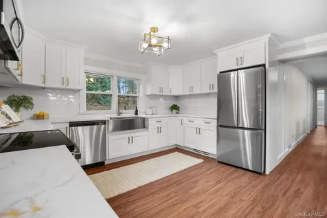27 Winding Lane Bedford Hills NY 10507