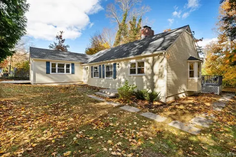 27 Winding Lane Bedford Hills NY 10507