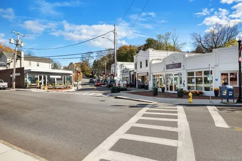 27 Winding Lane Bedford Hills NY 10507