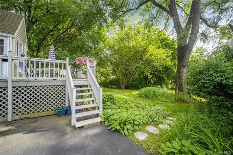 518 Pleasantville Road Briarcliff Manor NY 10510