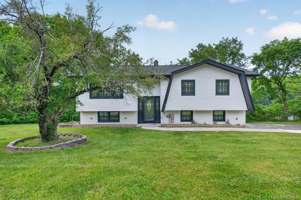 17 Janice Drive Middletown NY 10941