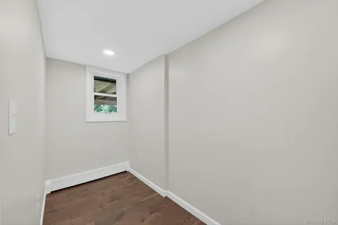 17 Janice Drive Middletown NY 10941