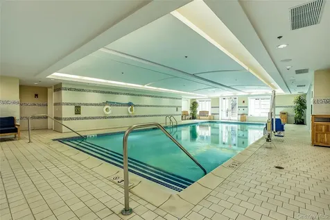 1000 Royal Court North Hills NY 11030