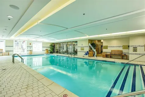 1000 Royal Court North Hills NY 11030