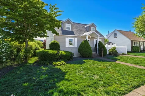 175 Lee Avenue Hicksville NY 11801