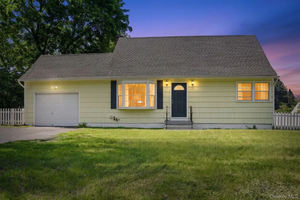 45 Sheraton Drive Poughkeepsie NY 12601
