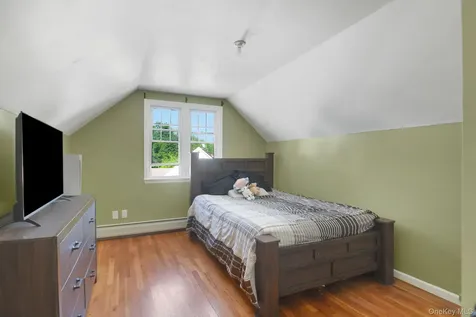 45 Sheraton Drive Poughkeepsie NY 12601