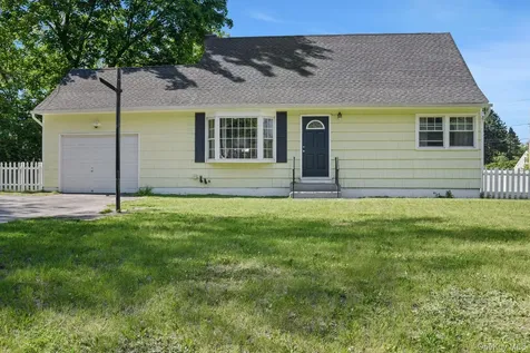 45 Sheraton Drive Poughkeepsie NY 12601